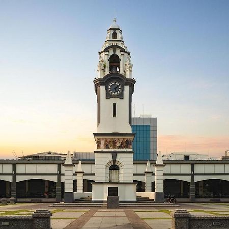 Oyo 90936 Hotel Manjoi Inn Ипох Экстерьер фото